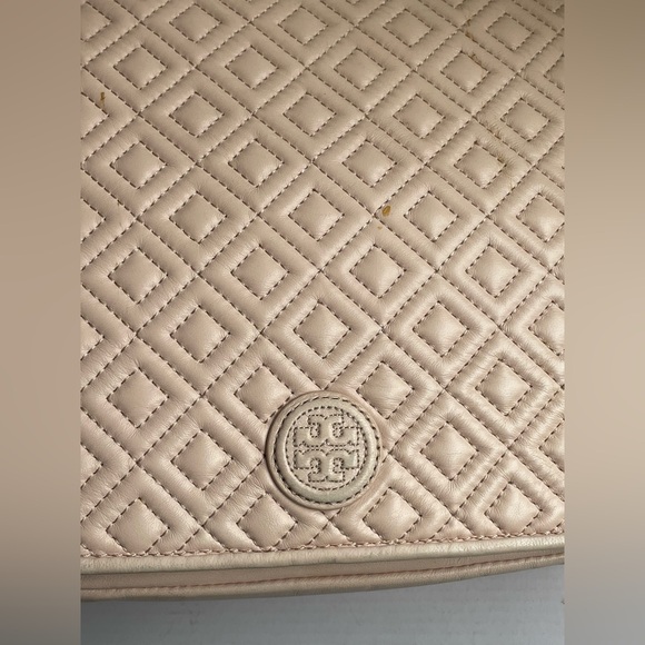 Tory Burch Quilted Chain-Handle Shoulder Bag in Pale Pink - Picture 5 of 16
